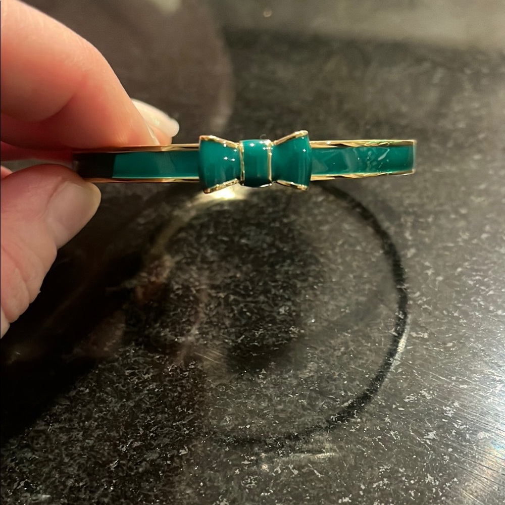 Green Bow Bangle Bracelet